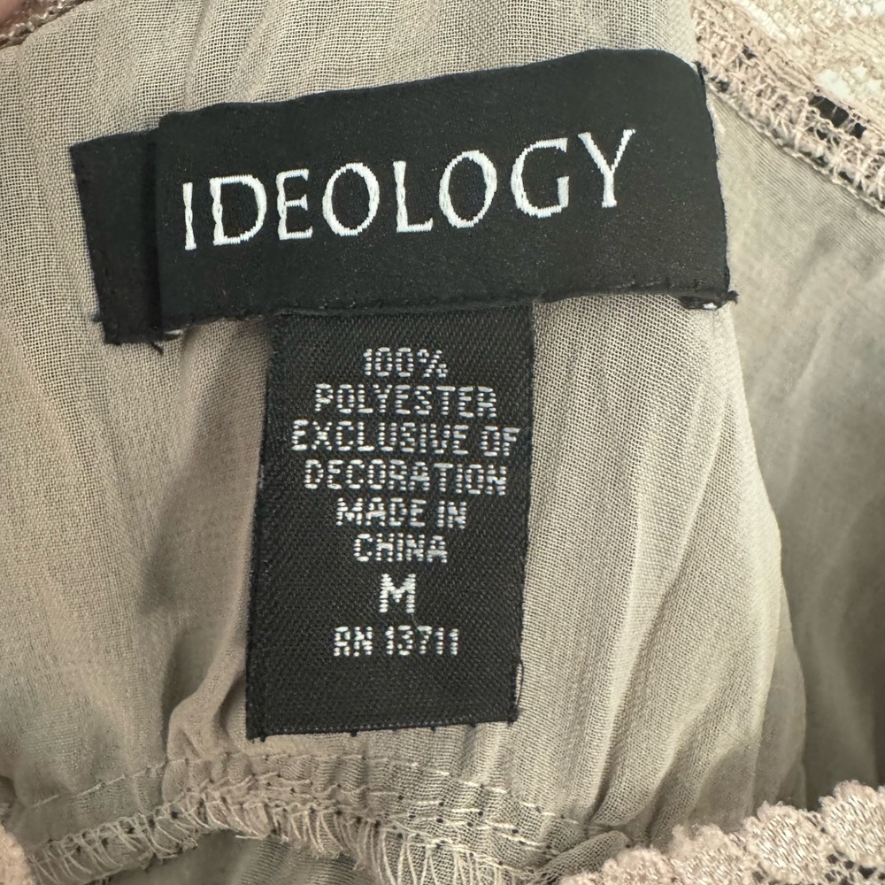 Black and Cream Dress w/ Lace Detail - Picture 5 of 5